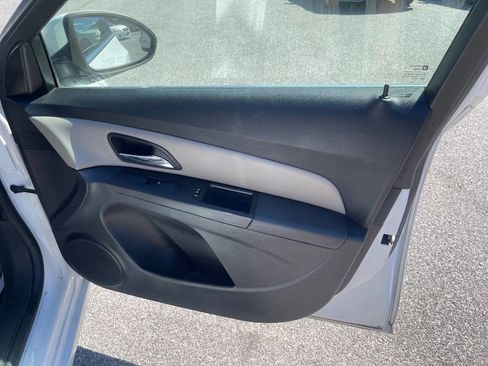 Used 2015 Chevrolet Cruze LT FWD image 37