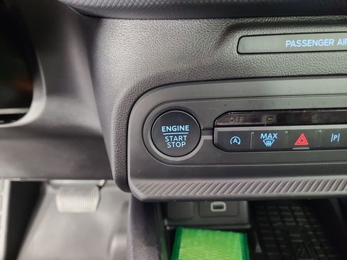 Used 2025 Ford Bronco Sport Badlands image 14