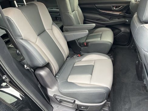 Used 2022 Subaru Ascent Onyx Edition image 22