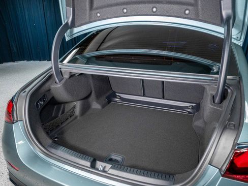 New 2026 Mercedes-Benz E 350 4MATIC Sedan image 6