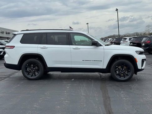 New 2026 Jeep Grand Cherokee L 4WD image 2