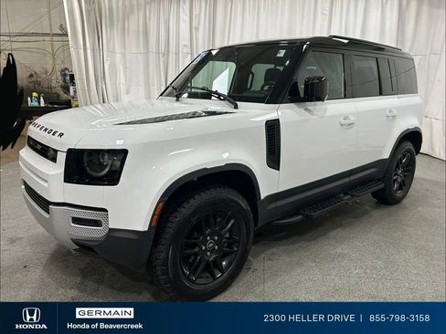 Used 2025 Land Rover Defender 110 S AWD/4WD image 4