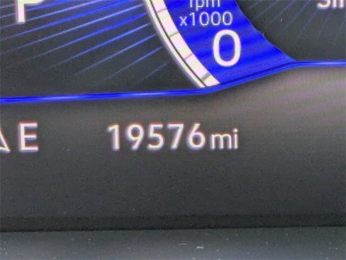 Used 2024 Volkswagen Tiguan S image 23