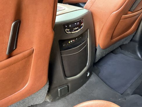 Used 2015 Cadillac Escalade ESV Premium AWD/4WD image 24