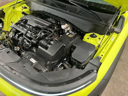 Used 2025 Hyundai Kona SEL FWD image 98