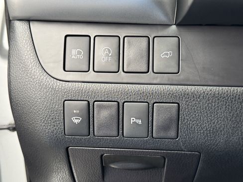 Used 2019 Toyota Highlander Limited image 29