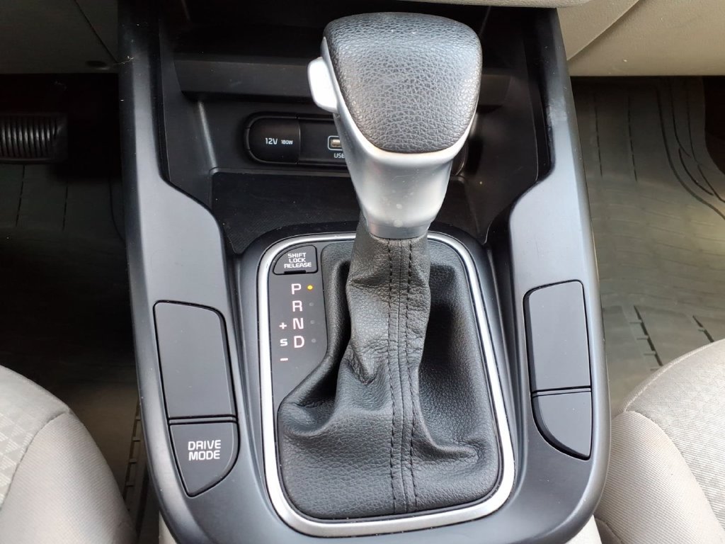 Used 2021 Kia Soul LX FWD image 25