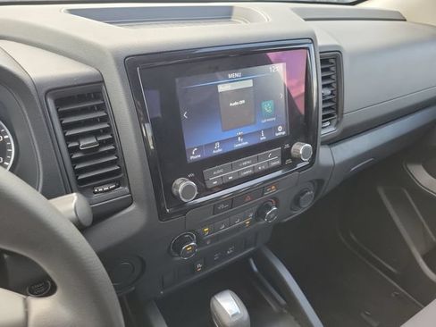 Used 2024 Nissan Frontier S w/ Technology Package RWD image 21