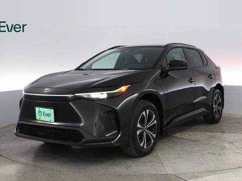 Used 2024 Toyota bZ4X XLE image 2