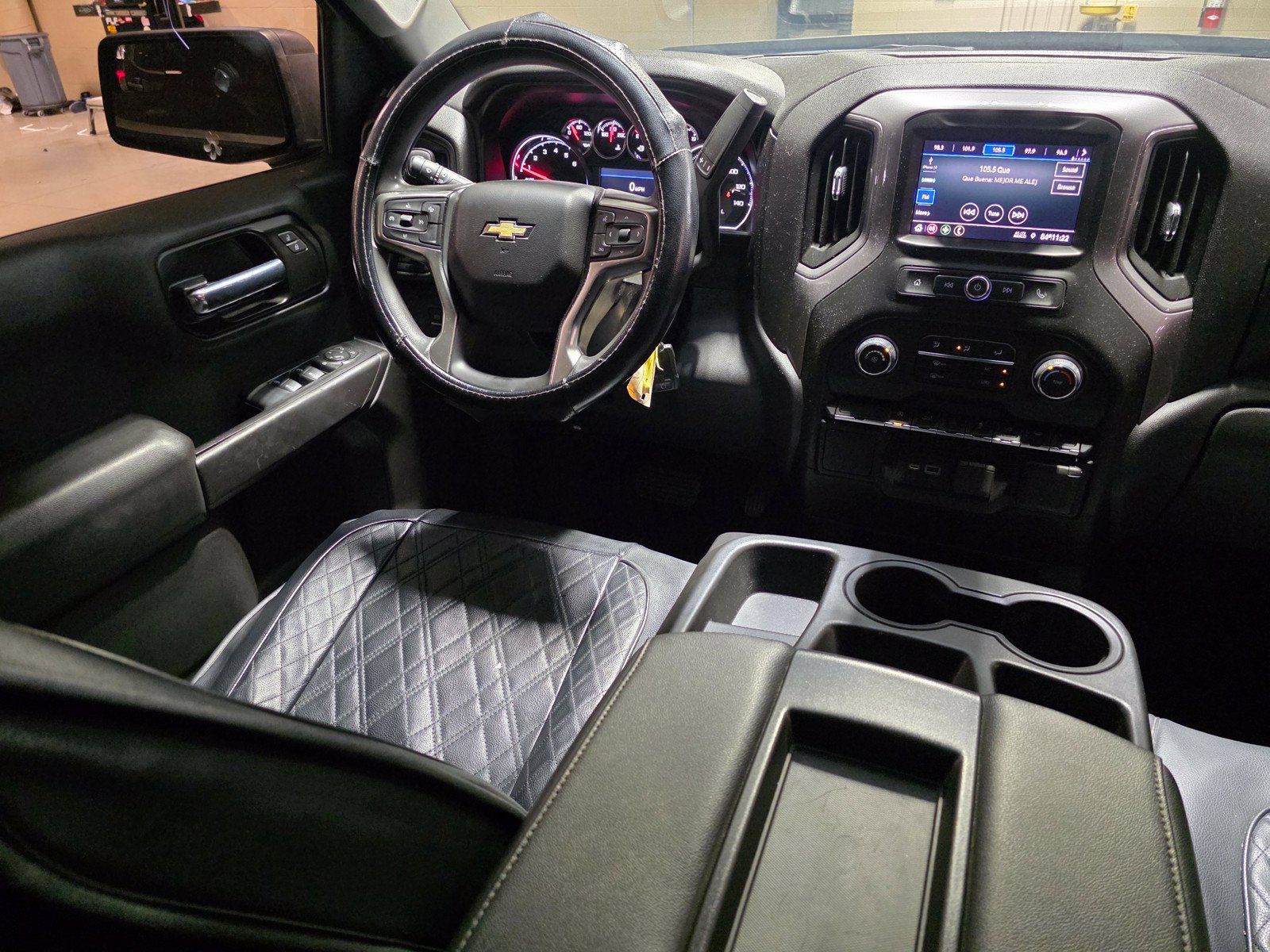 Used 2021 Chevrolet Silverado 1500 Custom w/ LPO, Dark Essentials Package RWD image 15