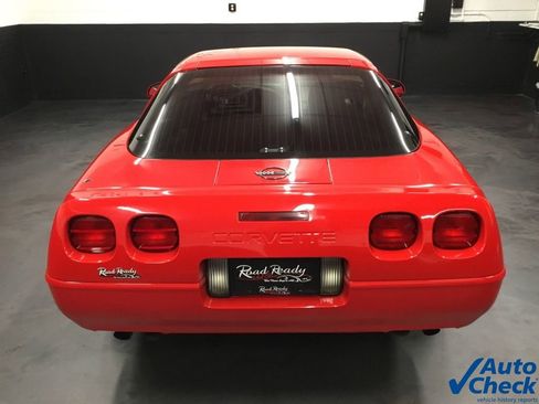 Used 1991 Chevrolet Corvette Coupe image 9
