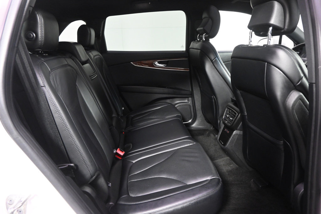 Used 2018 Lincoln MKX Reserve AWD/4WD image 18