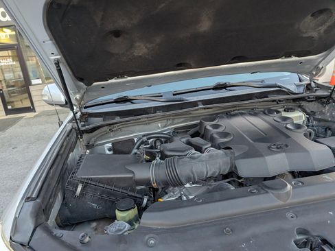 Used 2011 Toyota 4Runner Limited image 24