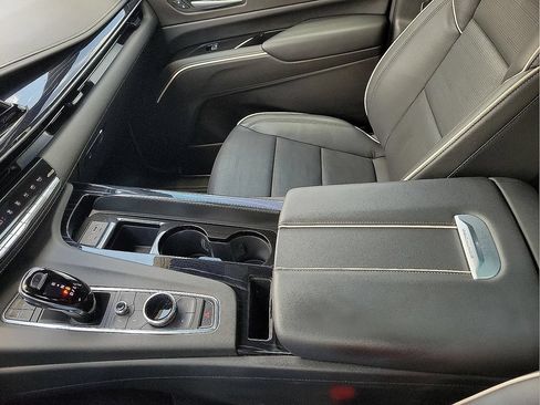 Certified 2024 Cadillac Escalade Sport w/ LPO, ONYX Package AWD/4WD image 20