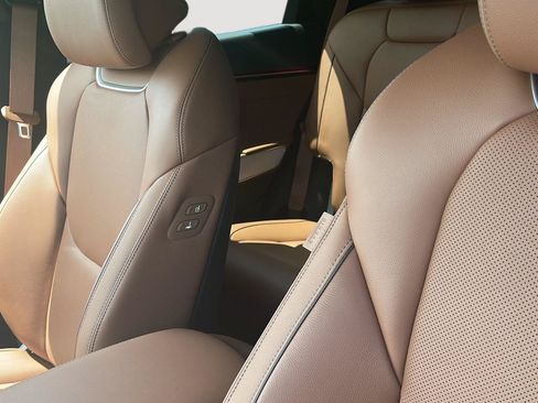 New 2026 Genesis GV70 2.5T Advanced AWD/4WD image 24
