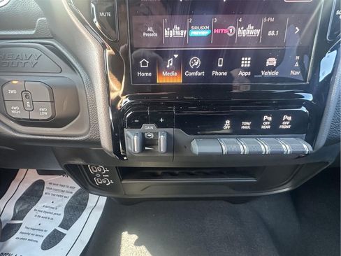 Used 2026 RAM 2500 Big Horn AWD/4WD image 23