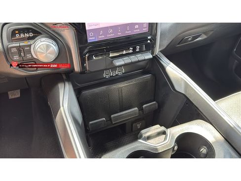Used 2025 RAM 1500 Laramie AWD/4WD image 25