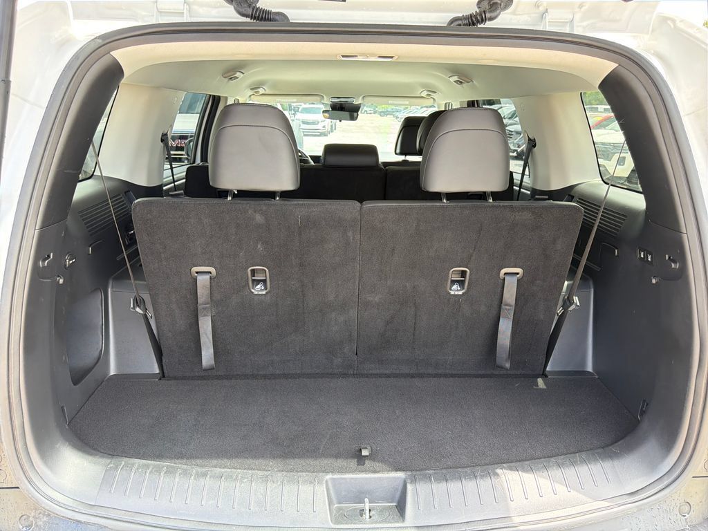 Used 2025 Hyundai Santa Fe SEL FWD image 23