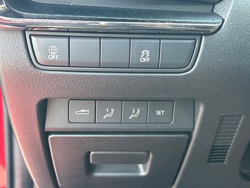 Used 2023 MAZDA MAZDA3 s image 18