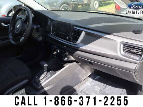 Used 2019 Kia Rio LX image 22