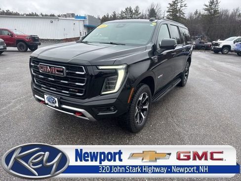 Used 2025 GMC Yukon XL AT4 image 1