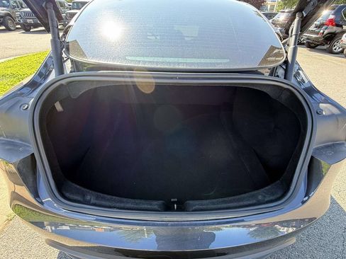 Used 2025 Tesla Model 3 Long Range RWD image 35