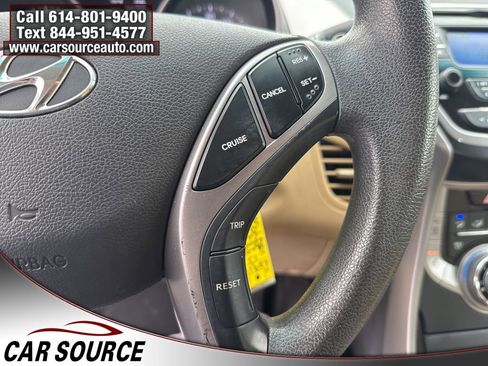 Used 2013 Hyundai Elantra GLS w/ Preferred Pkg image 16