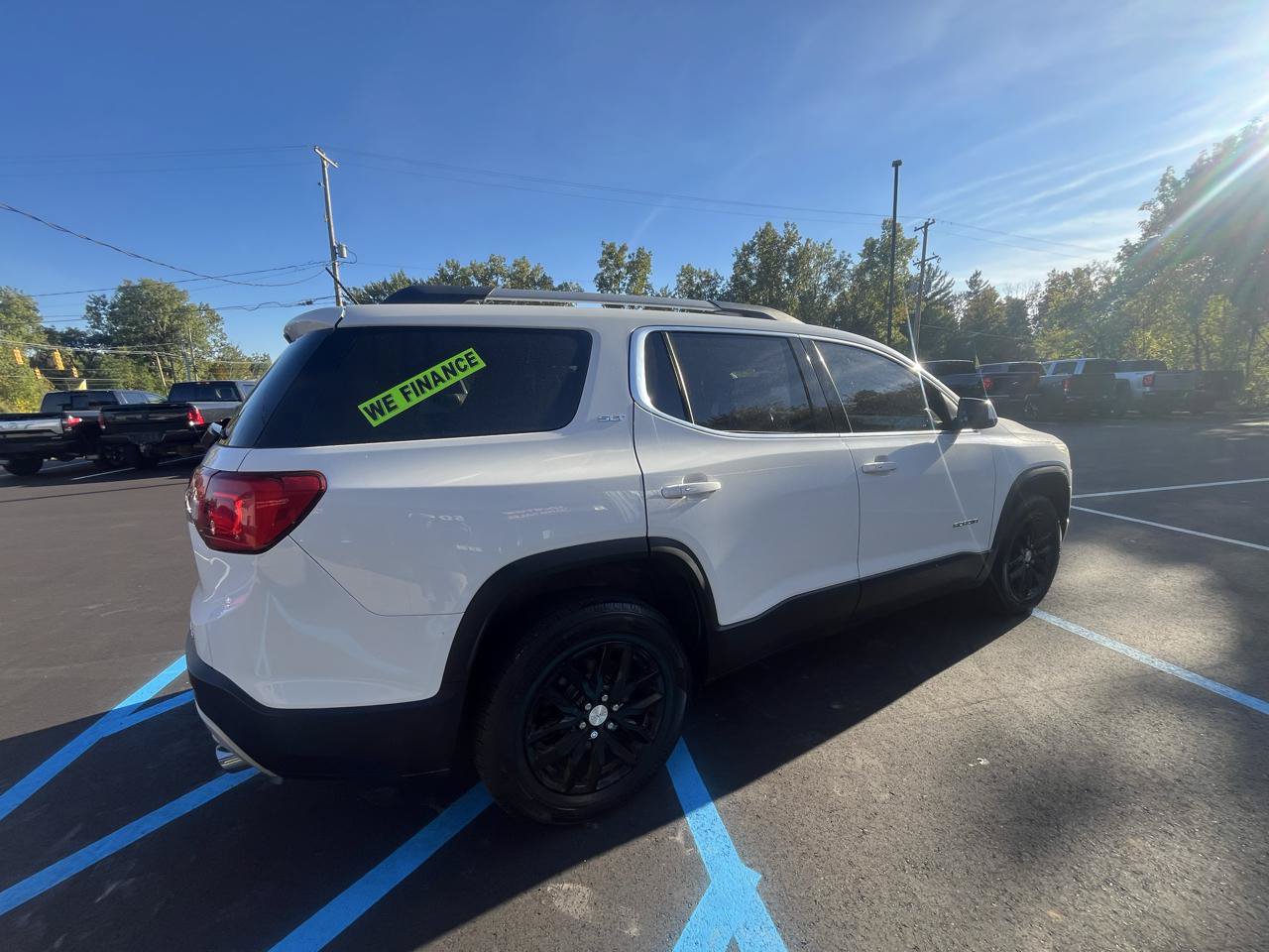 Used 2019 GMC Acadia SLT w/ LPO, Cargo Package AWD/4WD image 5
