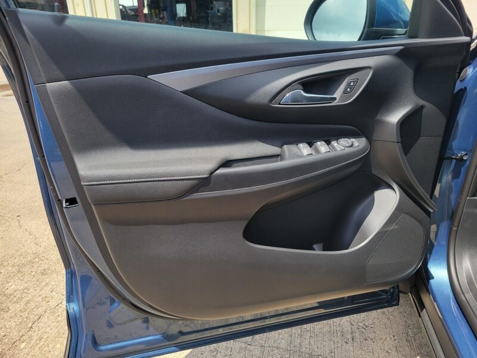New 2026 Buick Envista Sport Touring w/ Convenience I Package FWD image 11