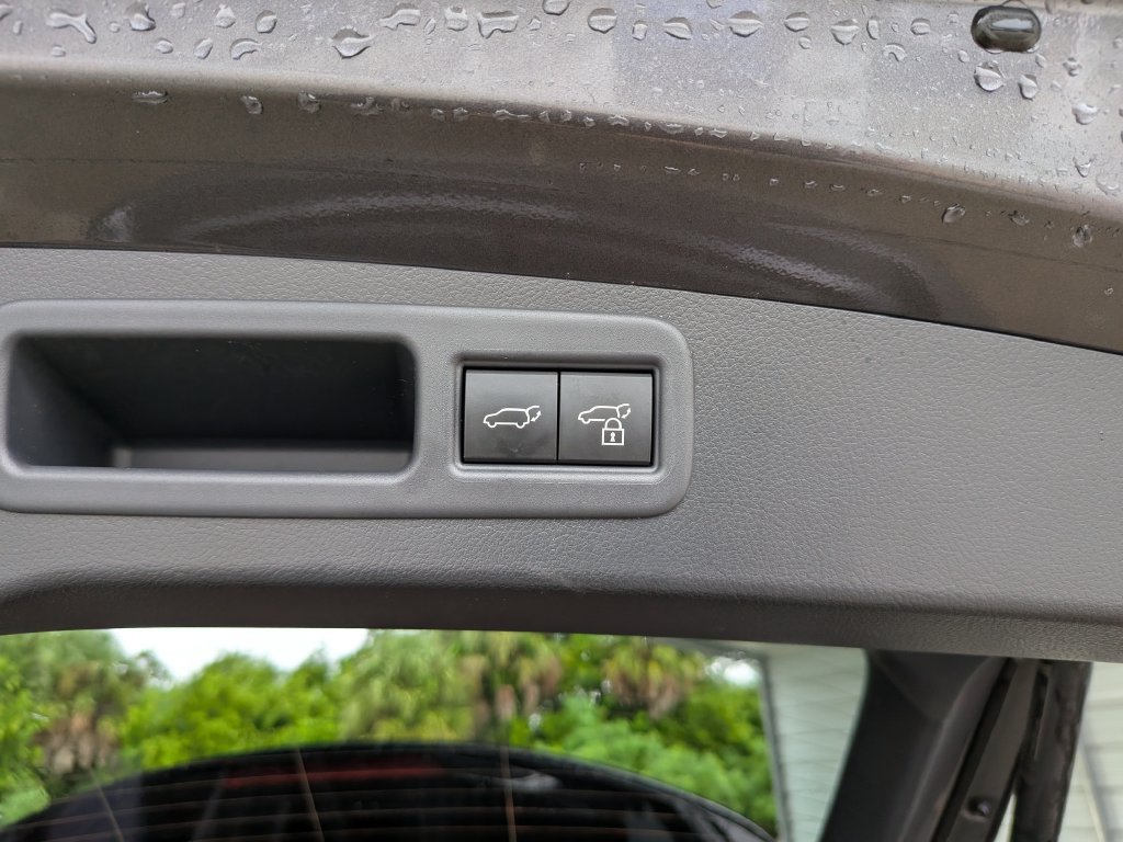Used 2025 Lexus RX 350 Premium w/ Accessory Package FWD image 15