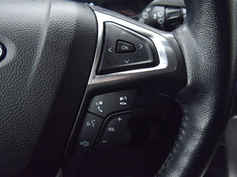 Used 2023 Ford Edge SEL image 31