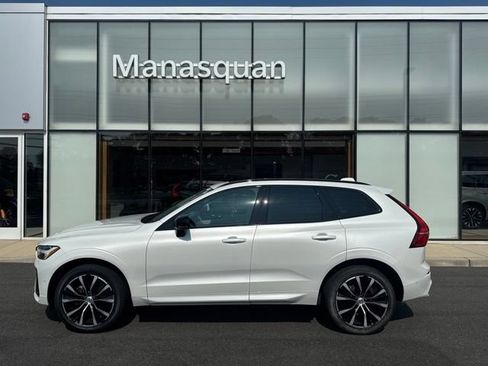 Certified 2024 Volvo XC60 B5 Plus w/ Protection Package Premier AWD/4WD image 2