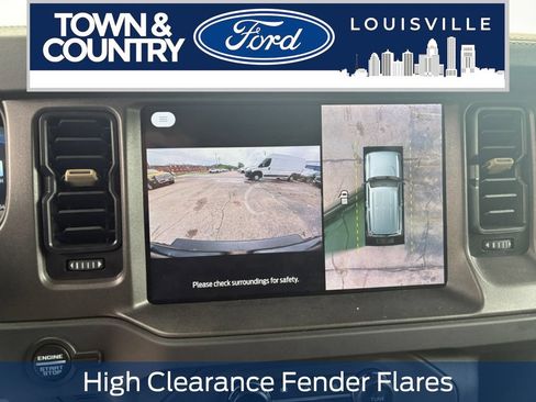 Used 2025 Ford Bronco Badlands AWD/4WD image 18