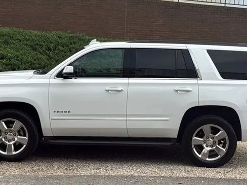 Used 2017 Chevrolet Tahoe LS w/ All-Season Package RWD image 2