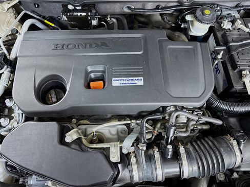 Used 2019 Honda Accord Touring image 37