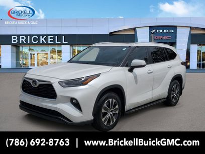 Used 2024 Toyota Highlander XLE