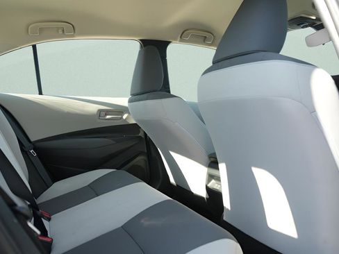 Used 2024 Toyota Corolla XLE FWD image 15