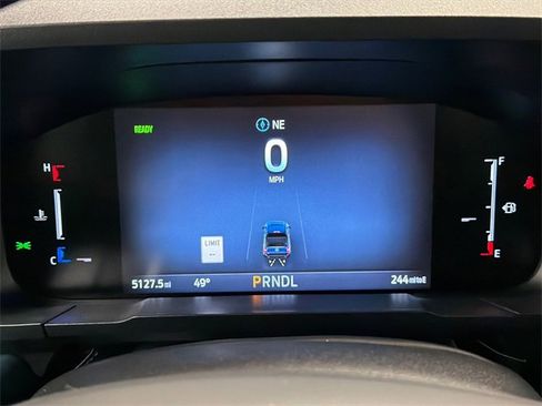 Used 2025 Ford Maverick Lariat image 25