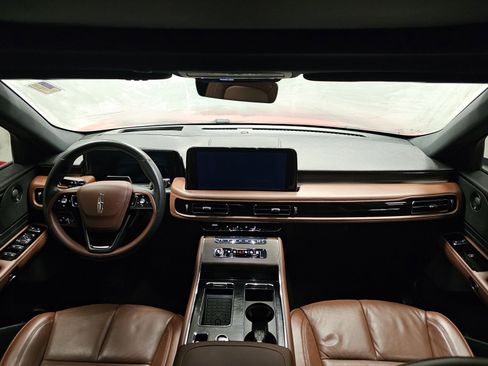 Used 2025 Lincoln Aviator Reserve w/ Illumination Package image 22