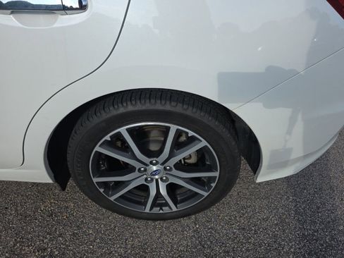 Used 2017 Subaru Impreza 2.0i Limited image 6