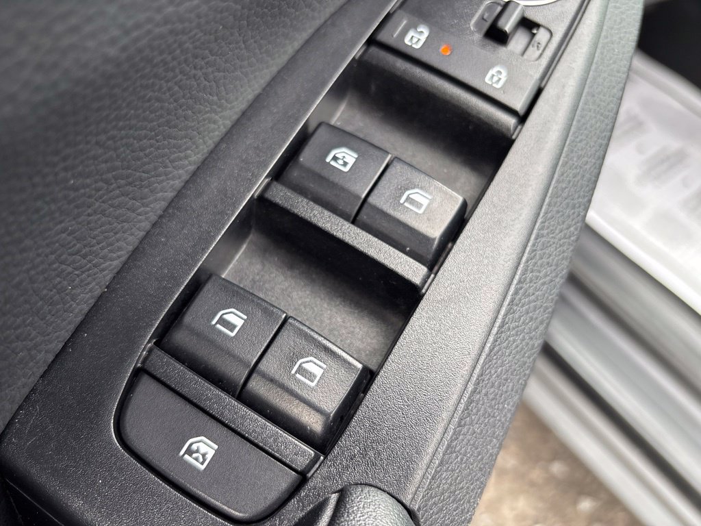 Certified 2024 Kia Seltos EX AWD/4WD image 19