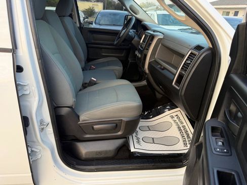 Used 2017 RAM 1500 Express image 14