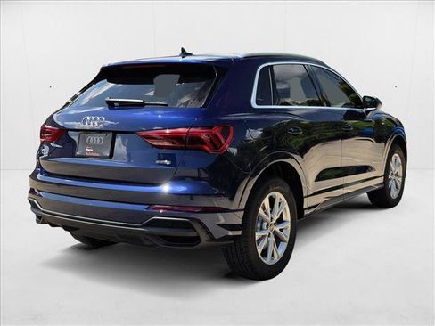 New 2025 Audi Q3 2.0T Premium w/ Convenience Package AWD/4WD image 5