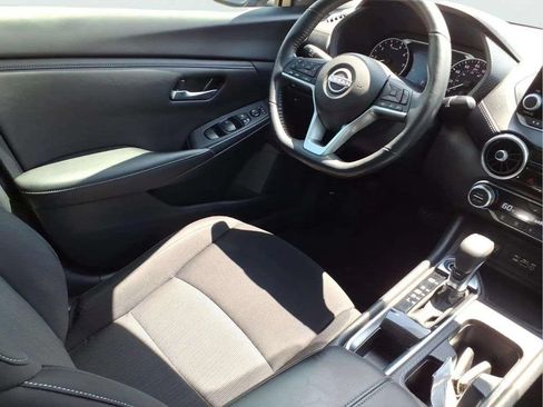 Used 2024 Nissan Sentra SV w/ All-Weather Package FWD image 11