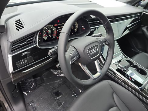 New 2025 Audi Q7 3.0T Premium Plus AWD/4WD image 16