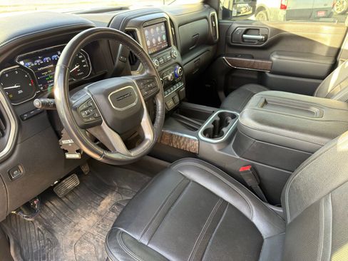 Used 2021 GMC Sierra 3500 Denali w/ Denali Ultimate Package image 9