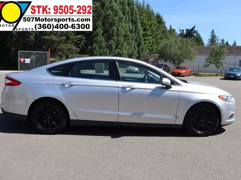 Used 2015 Ford Fusion S FWD image 9