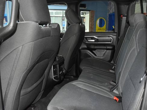 Used 2022 RAM 1500 Big Horn AWD/4WD image 29