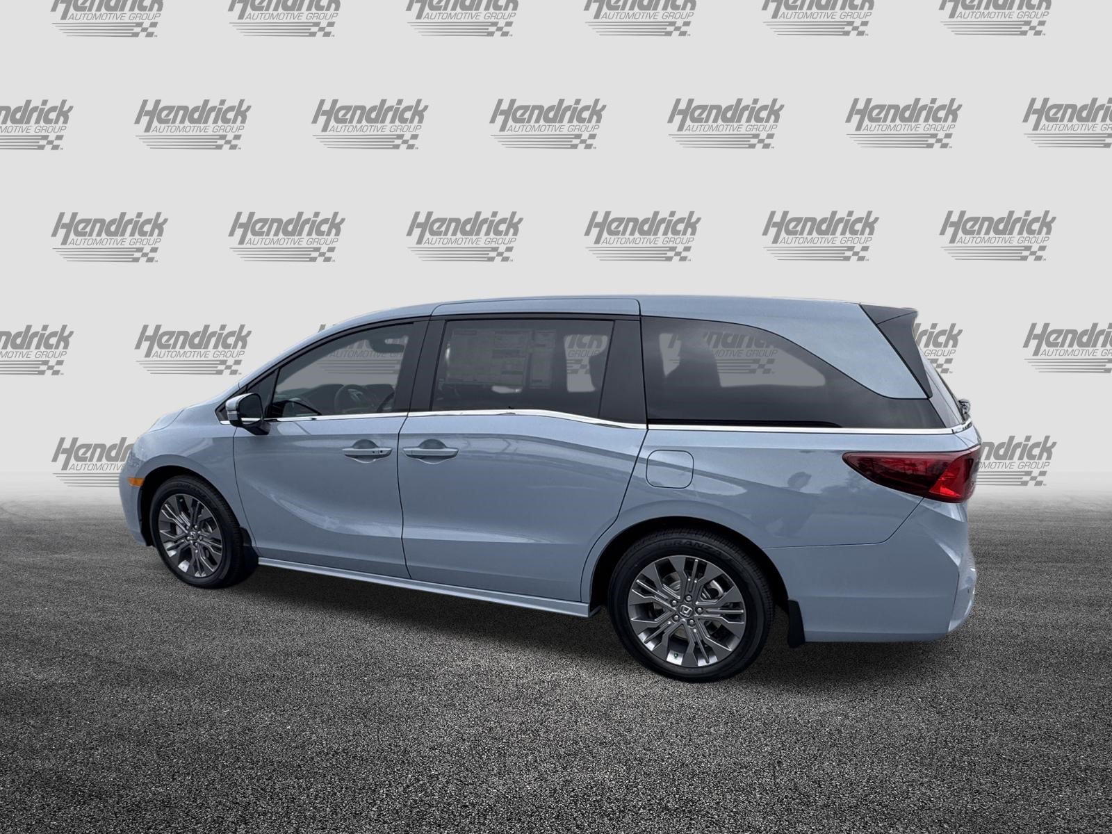 New 2027 Honda Odyssey Touring image 7