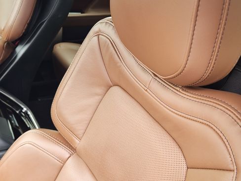 Used 2022 Lincoln Navigator Reserve image 17